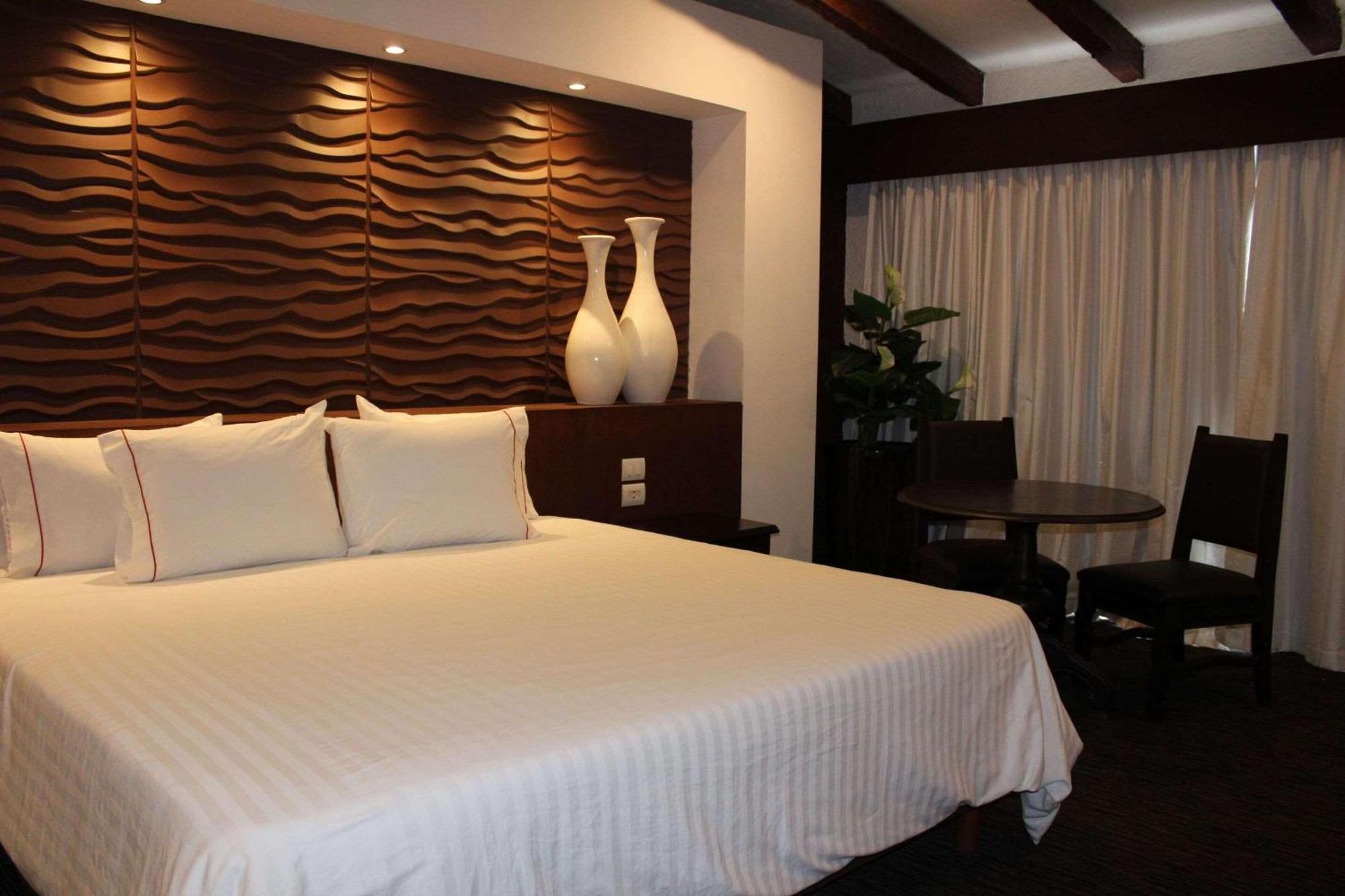 Radisson Hotel Tapatio Guadalajara Aeropuerto Tlaquepaque Dış mekan fotoğraf